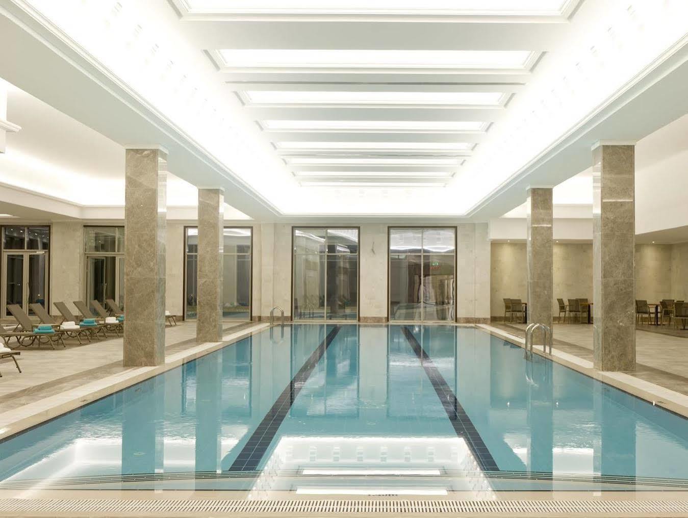 Alila Deluxe Thermal Hotel & Spa 아피욘 외부 사진