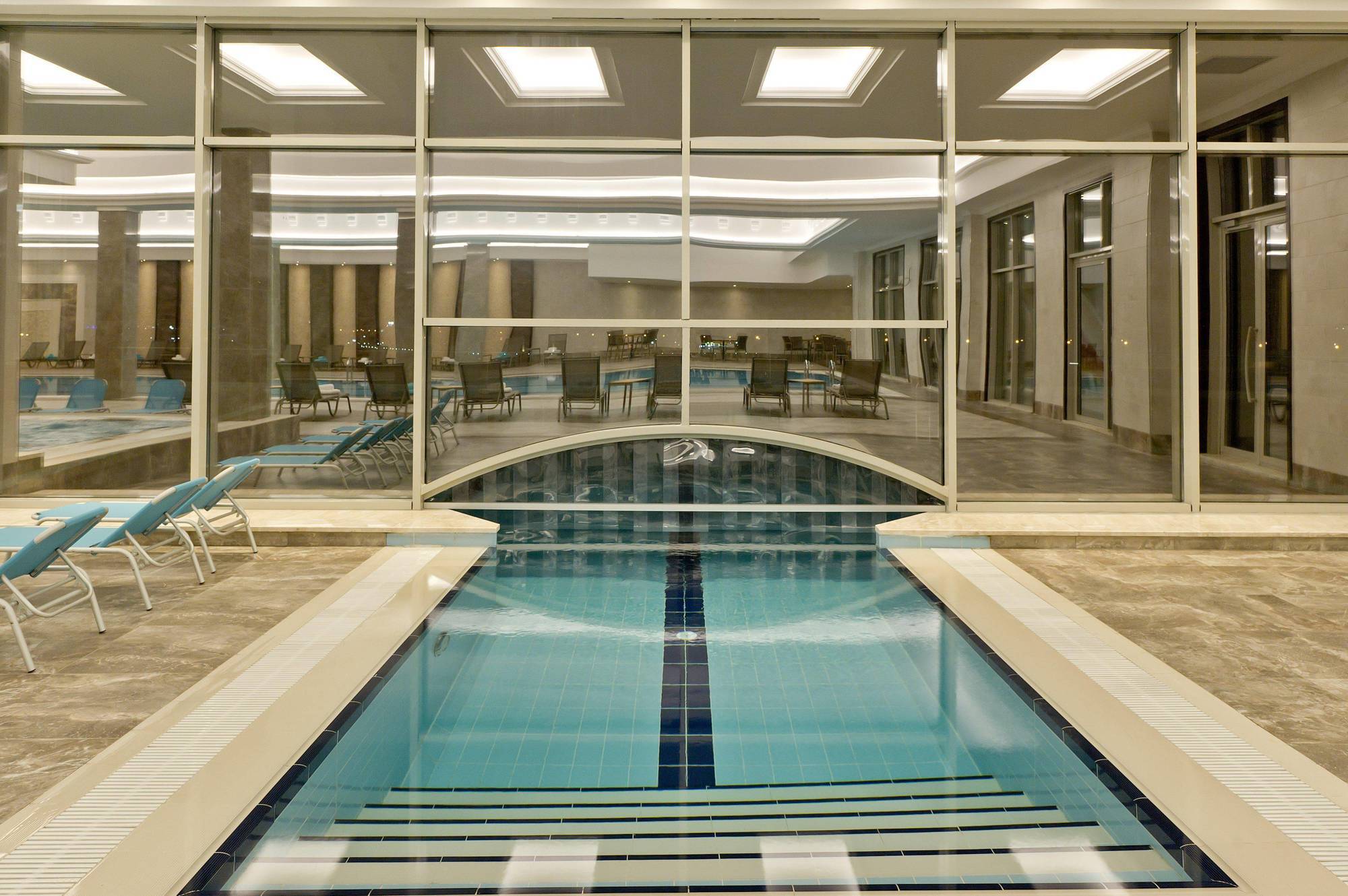 Alila Deluxe Thermal Hotel & Spa 아피욘 외부 사진