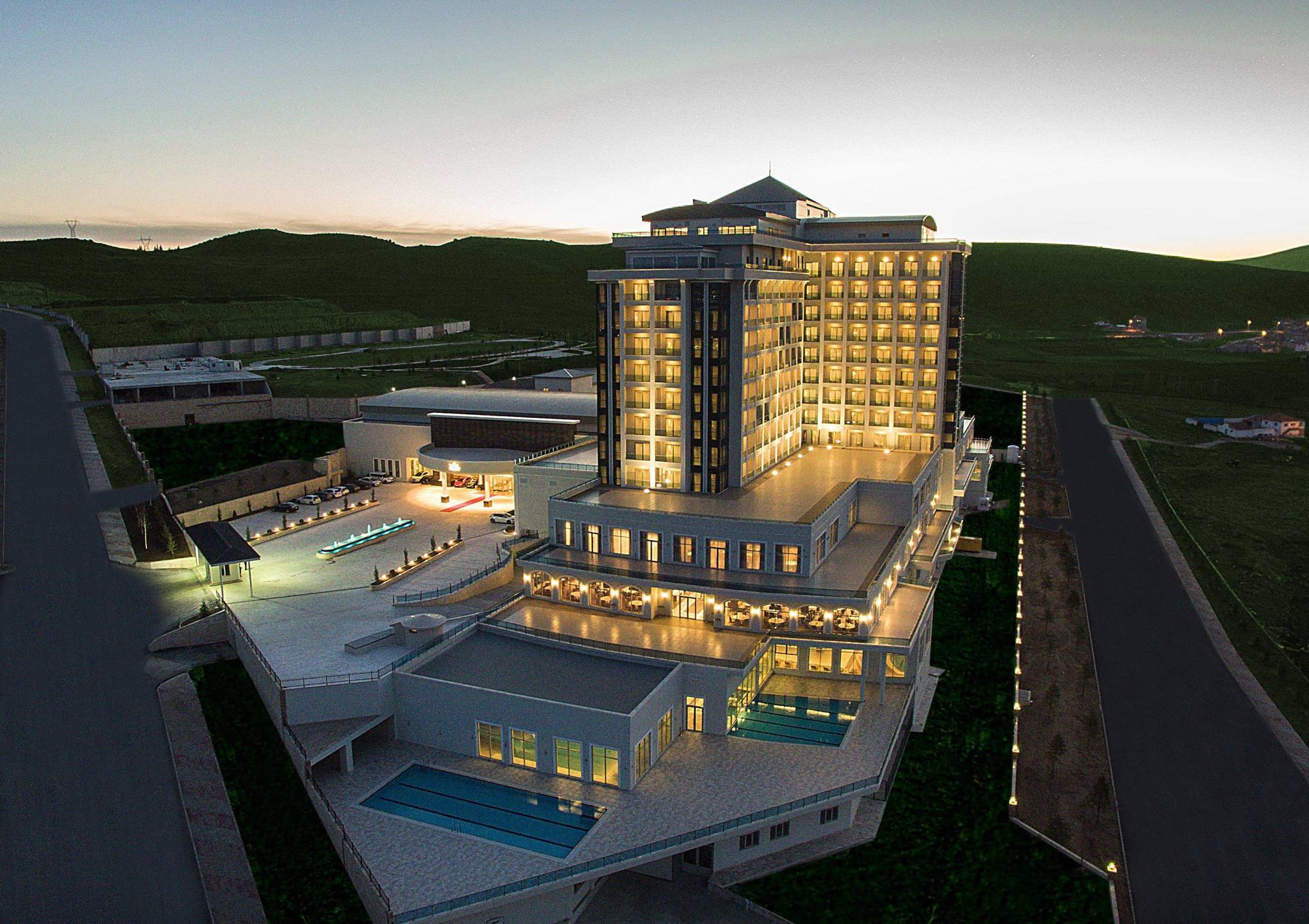 Alila Deluxe Thermal Hotel & Spa 아피욘 외부 사진